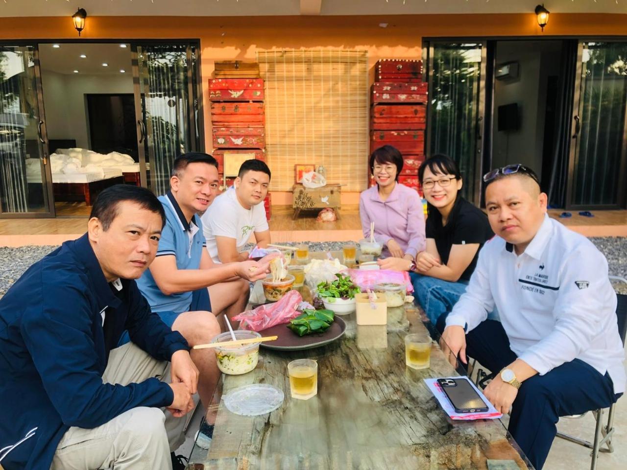 Tran Gia Homestay Nghia Lo Eksteriør billede