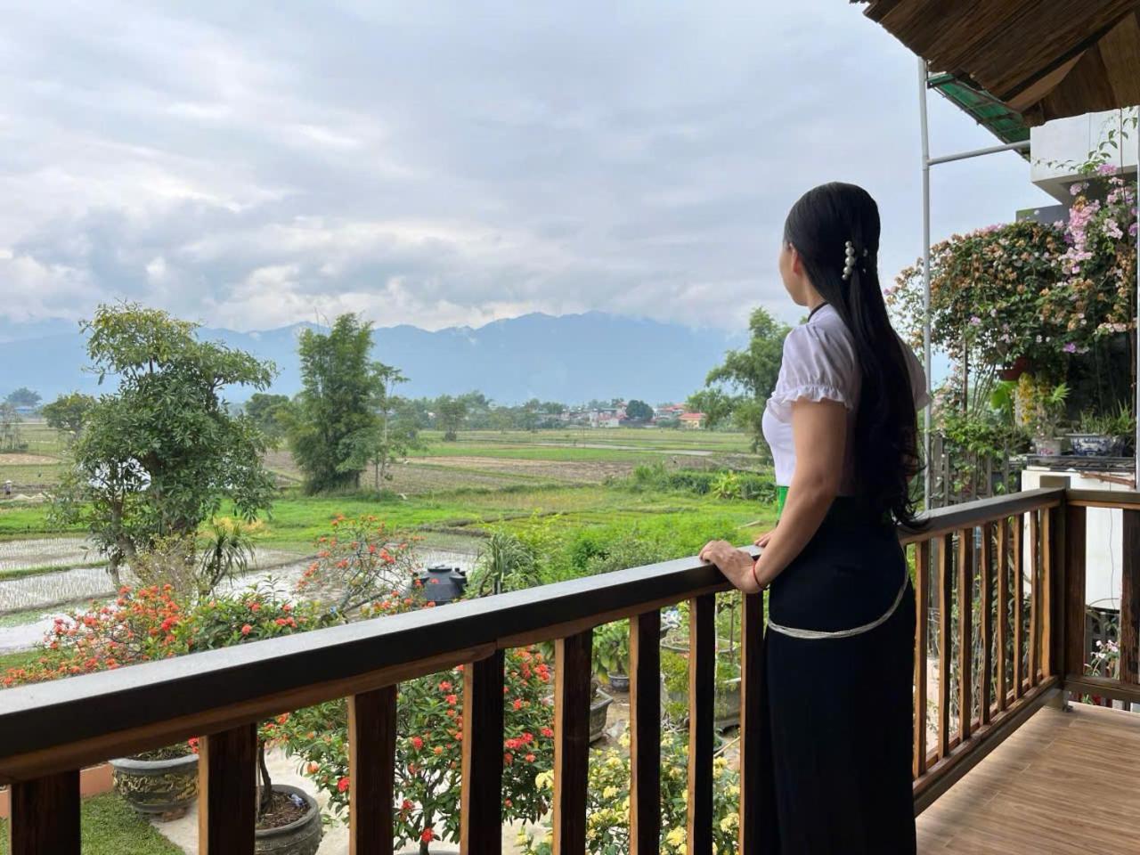 Tran Gia Homestay Nghia Lo Eksteriør billede